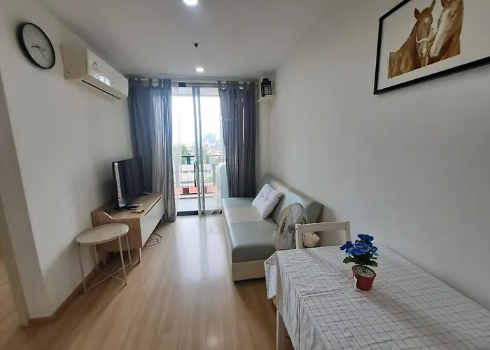 In With Swimming Pool Near Malls And Train * Bangkok